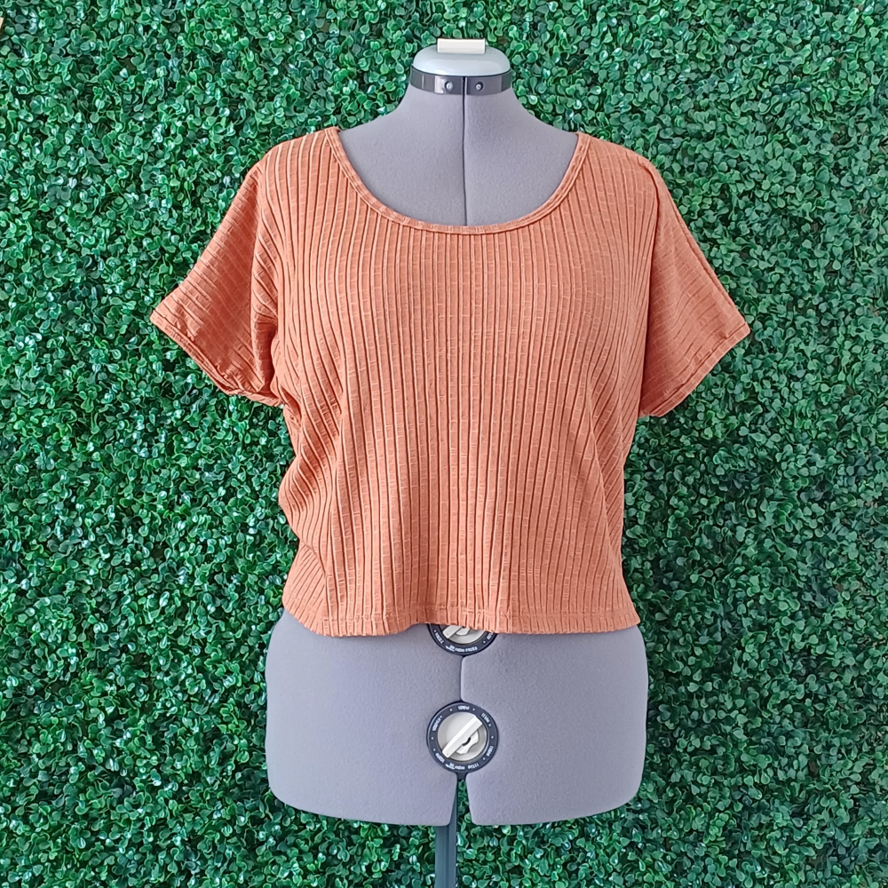 Blusa Jully - Canelada com Abertura nas Costas - Image 5